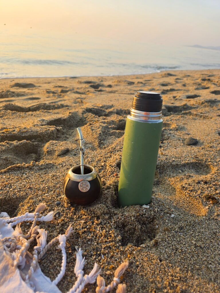 Espacio de coaching para pasar del cuerpo a la emoción y de la casa al hogar, creando bienestar y conexión interior.